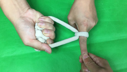 魔术揭秘绳子从手指中间穿过绳子却完好无损!教学后我服了