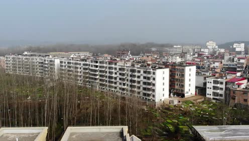 信阳商城人口_河南信阳商城县城图片