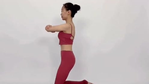 瑜伽:产后不敢做大幅度动作,这组动作既简单又有效,教你回归少女身材