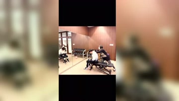 梦泪：硬核仰卧起坐，就问还有谁？