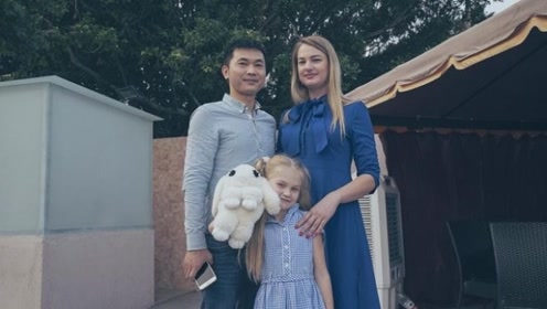 俄罗斯美女嫁给中国男人,婚后两年要离婚,原因表示同情!
