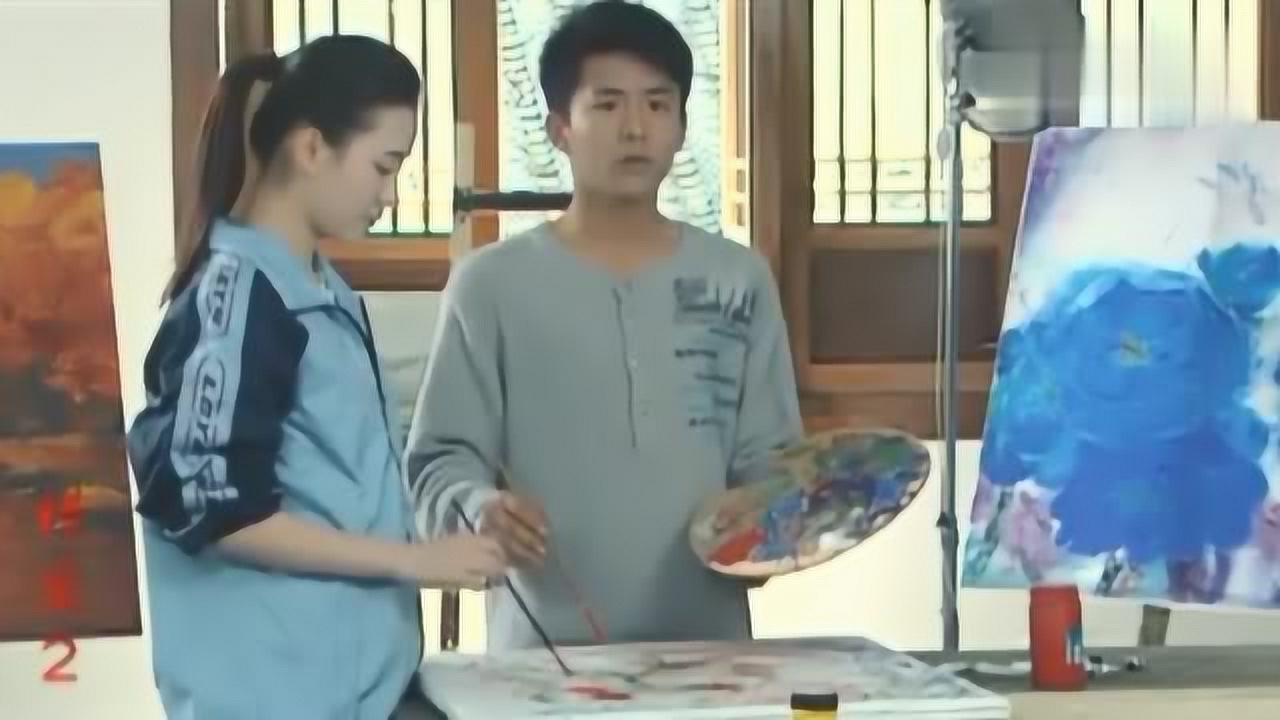 梅雨歌推开门,就看见党美艳的遗照,吓得捂住嘴巴