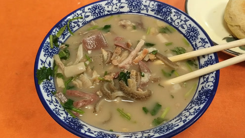天津街头美食之羊汤:小碗羊汤配上烧饼,花了11元有点吃撑了