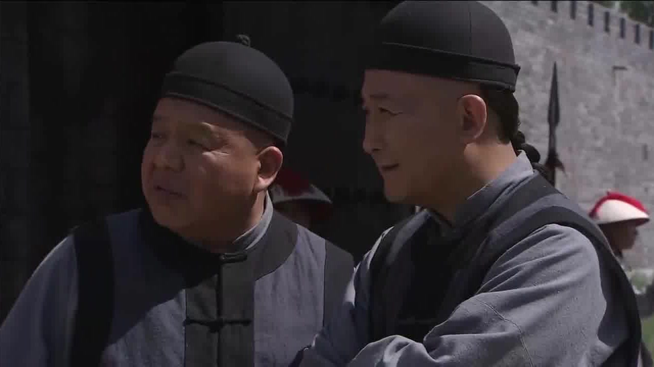 茶馆:大傻杨当着官差的面,把嫌犯送出城