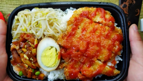外卖美食,9块9炸鸡排便当,这么便宜,能吃到什么