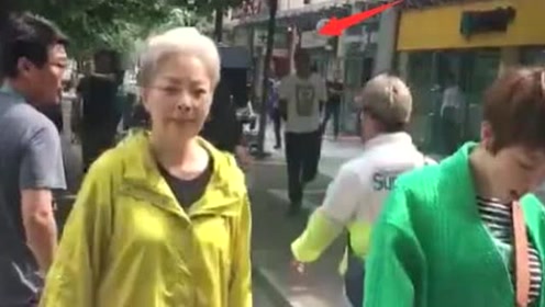 宋小宝街头恶搞路人视频，宋小宝街头恶搞路人视频大全