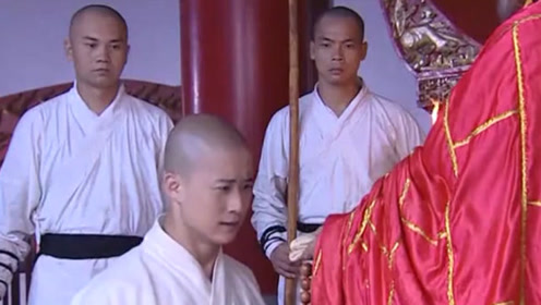 速看少林武王》第1集:北少林被童大宝诬陷,昙志逃亡途中摔下