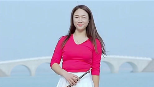 农村姑娘翻唱大姑娘美大姑娘浪风格与众不同别有韵味