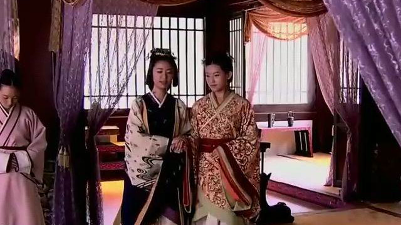 窦太后招周夫人进宫叙旧,用她做人质,要周亚夫除掉