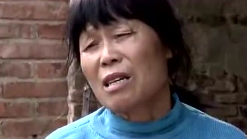农村老实妇女22年前送走刚出生的女儿,22年的想念哭干眼泪!