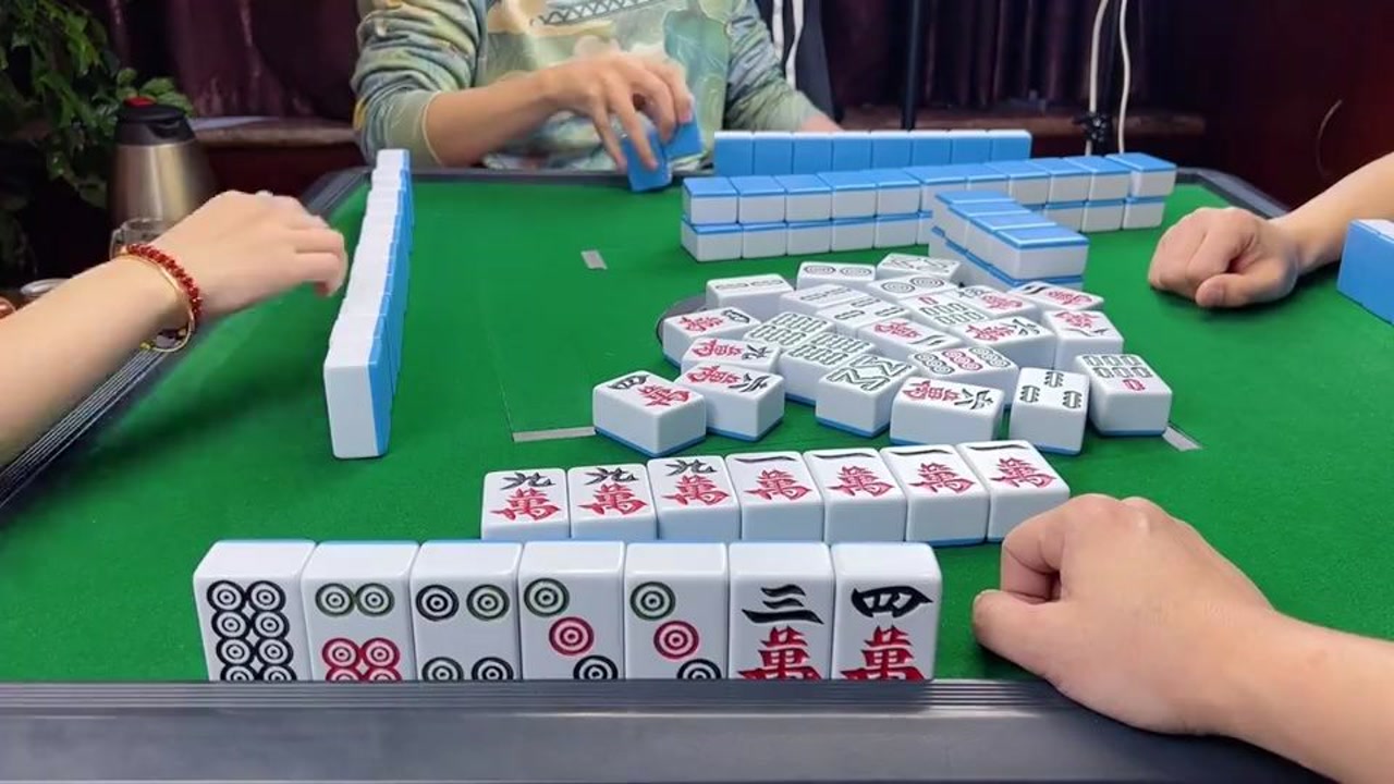 卡五筒都能自摸两家,还有谁?