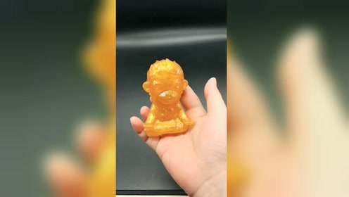 齐天大圣,这个可以用来当笔托,也能拿来当摆件哦