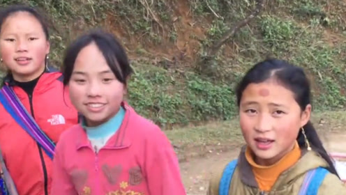 越南北部农村,偶遇一群十几岁的越南女孩,接下来的事情意想不到
