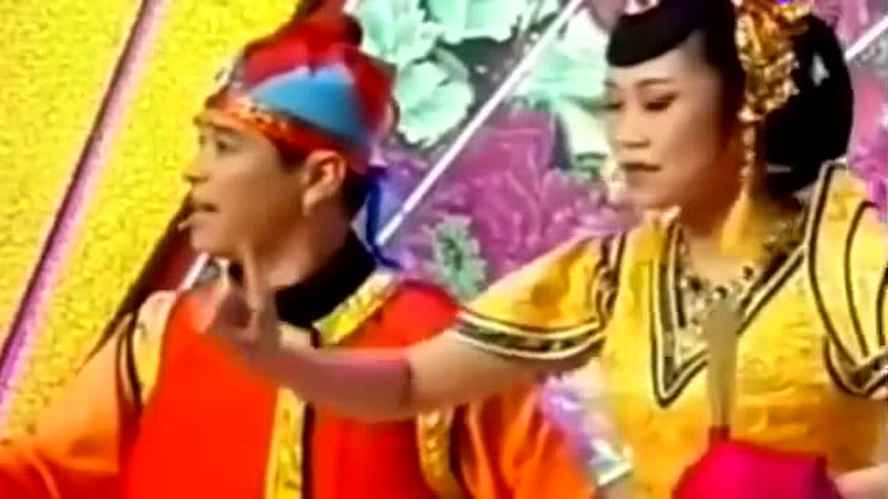 郭旺演绎经典二人转,精彩绝伦,惟妙惟肖,台下观众掌声连连