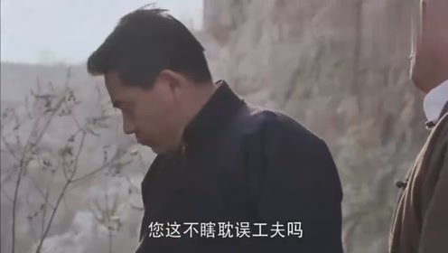 坐在巷口的那对男女简谱_性感男女
