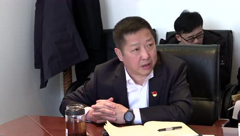 成红亮一行深入毕克齐镇和沙尔营区域服务中心调研