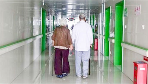 2374箱医疗防护物资从合肥发往湖北