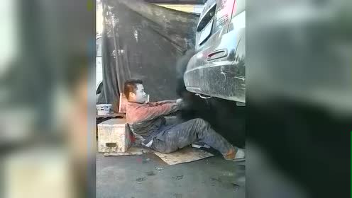 国外木工恶搞视频，国外木工恶搞视频大全