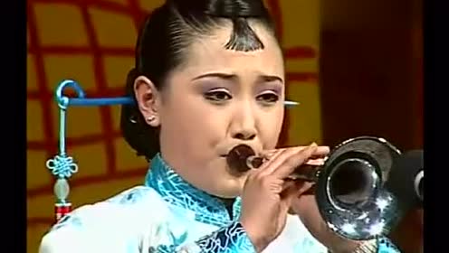 王金龙,李超玲二人转唢呐表演嘞