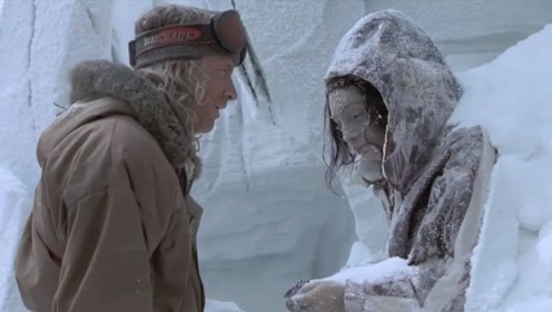男子登山遭遇雪崩,却发现一个冰封的少女,居然是走失4年的妻子!