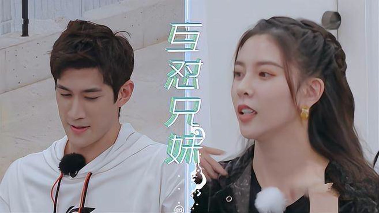 李治廷遇上宋妍霏,互怼比春晚小品还逗,笑疯全场