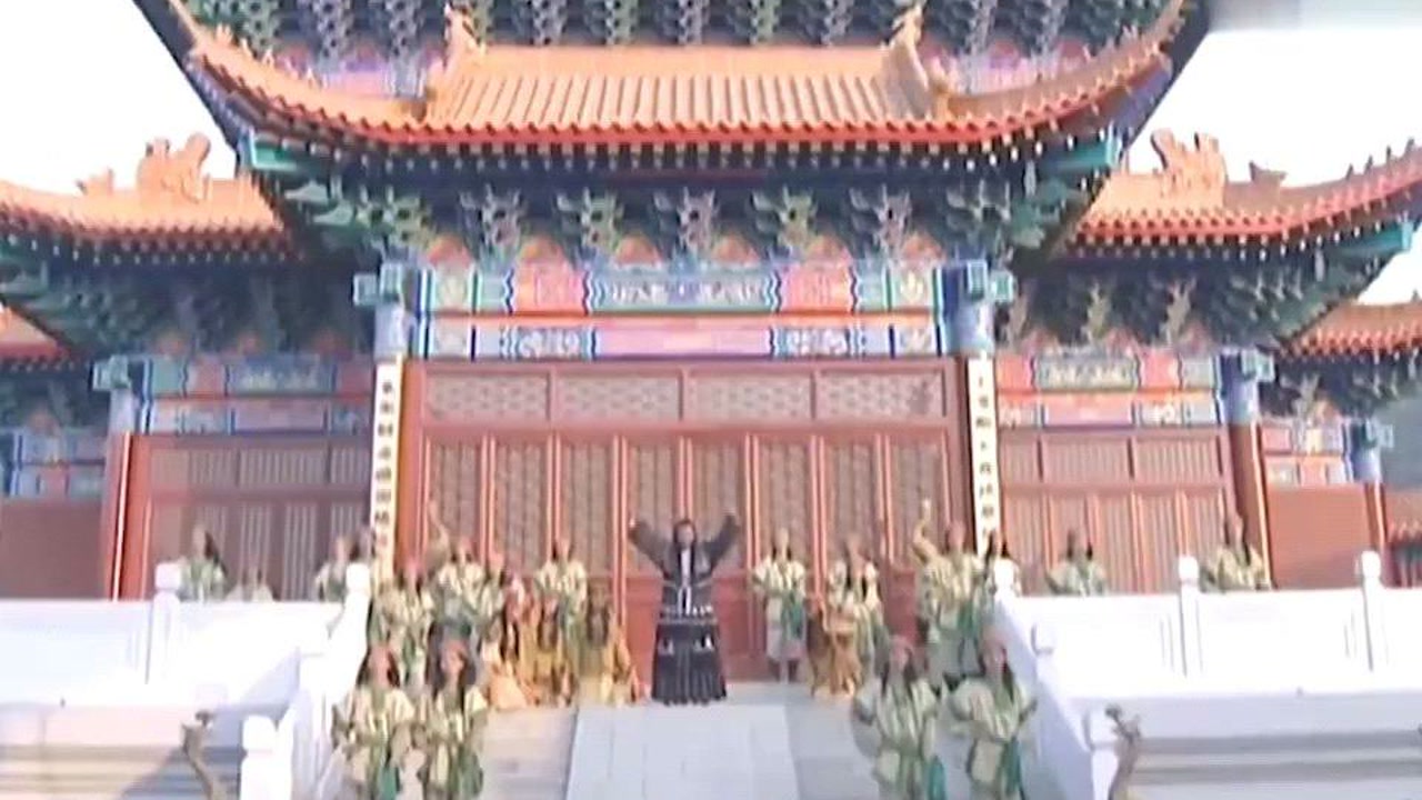 韦昌辉杀红眼血洗东王府,杨秀清仰天悲鸣,一代枭雄就此落幕#影视剪辑