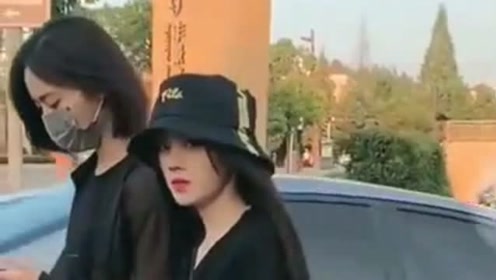 许佳琪闺蜜团很强大?鞠婧祎也上榜了,看到还有她后:惹