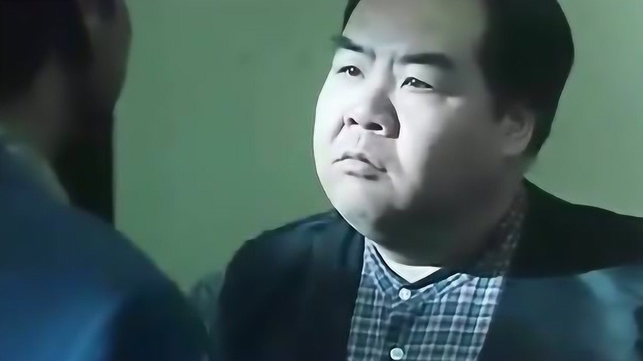 三倍流畅播放 4k超清体验  01:17   真正的大佬啊,洪兴的陈耀在他面前