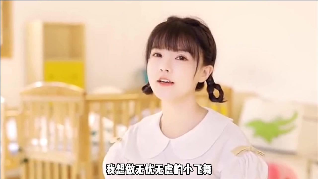饭思思翻唱《星期四之歌》太好听,大家喝秋天的,第一杯奶茶了吗
