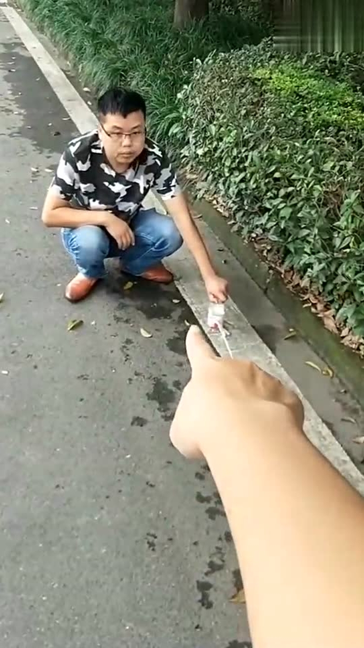 科目三靠边停车领线30公分有技巧,只是很多人没有掌握而已!