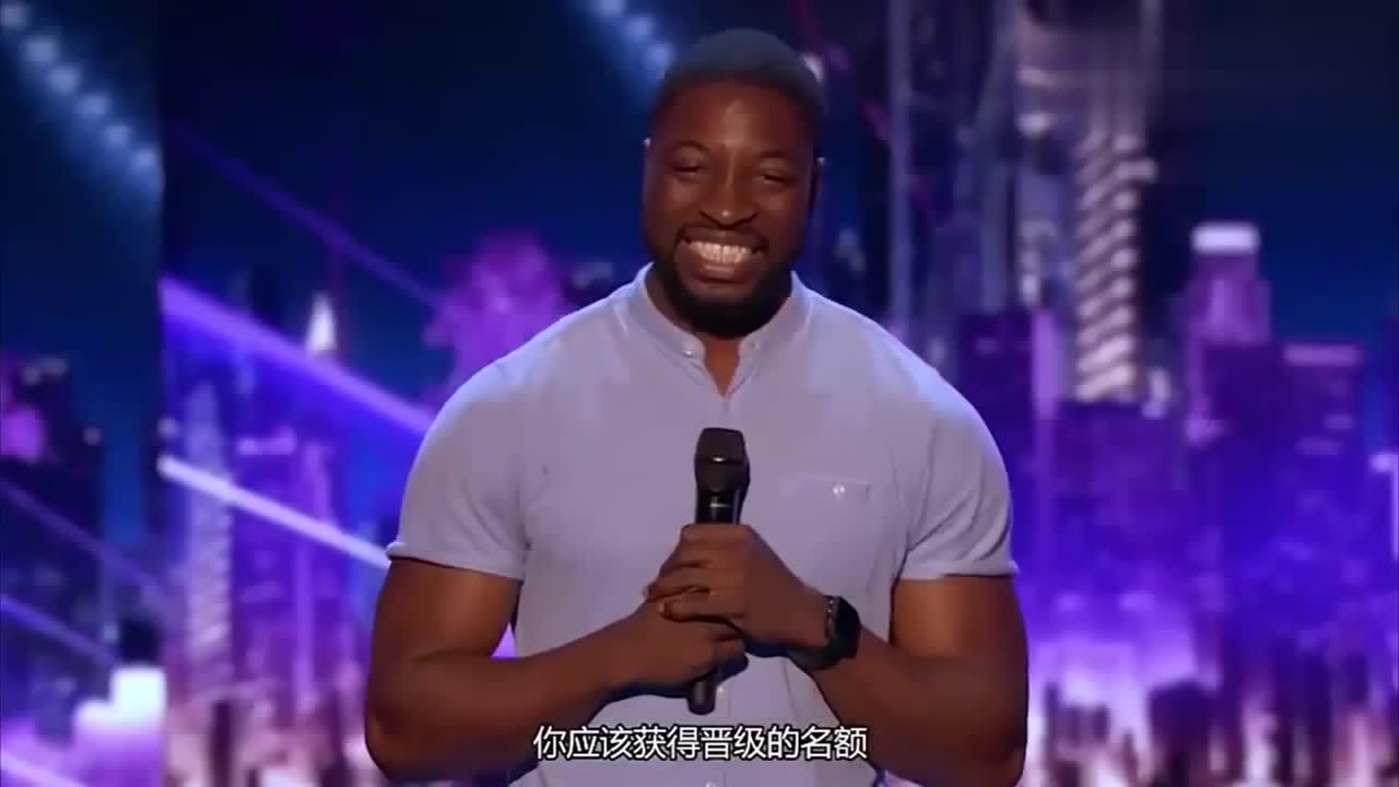 三倍流畅播放 4k超清体验 03:26 美国达人秀:黑人的脱口秀让观众合