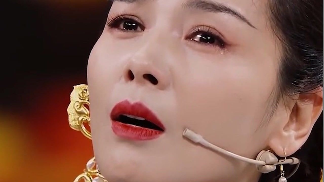 刘涛哭唱《独上西楼》撕心裂肺,演绎绝美落泪,贾玲,沈腾哭泪奔!