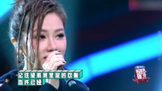 邓紫棋惊喜现身《没想到吧》,和观众互动,献唱《光年之外》!