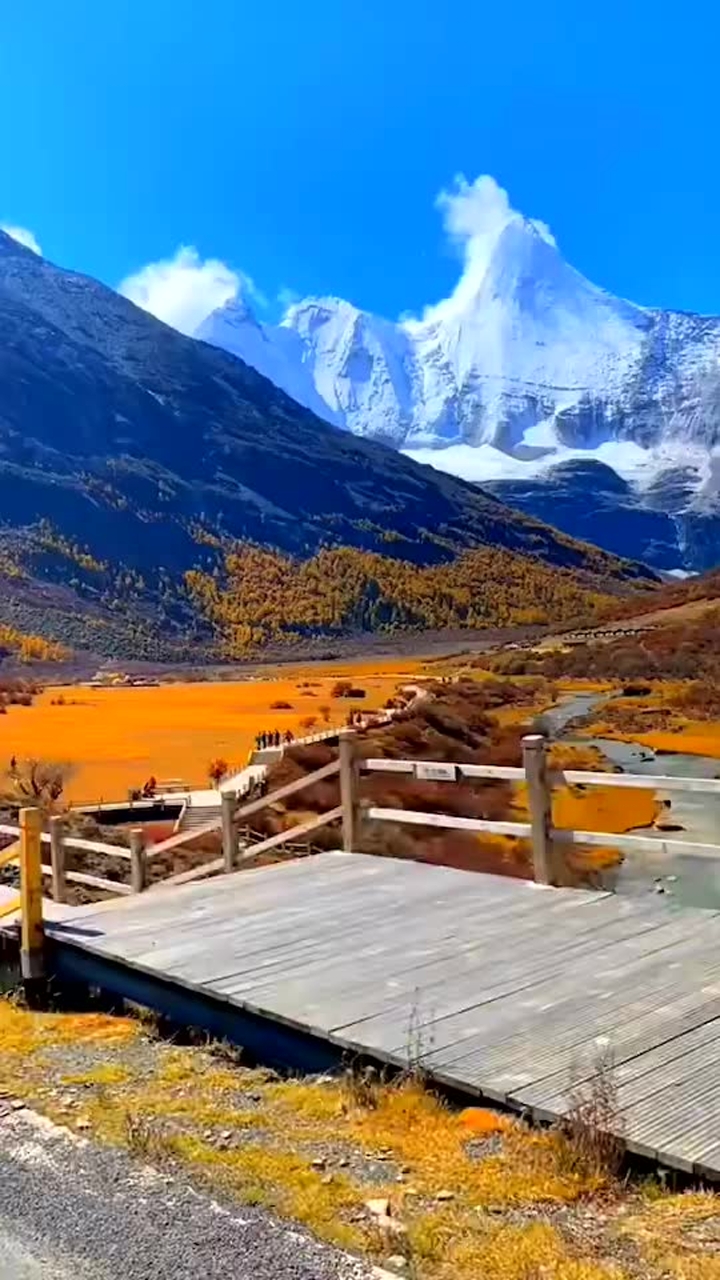 一定要带你爱的的人去一次稻城亚丁
