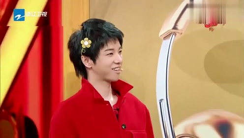 王牌对王牌王源咬准沈腾,中途换歌捣乱,华晨宇开口救场