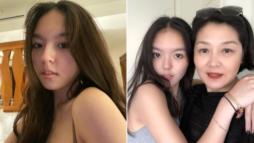 李咏女儿法图麦晒自拍照,妈妈哈文评论母爱满满