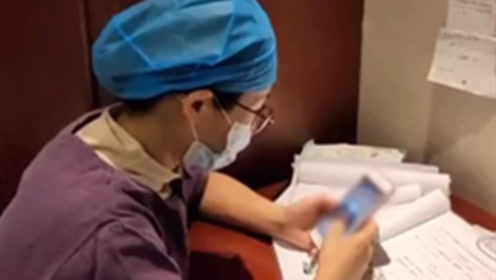 妈妈视频连线教11岁女儿自己给自己打针