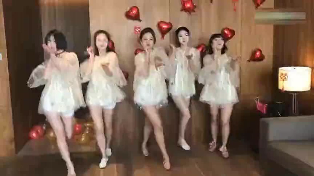 新娘,这么会跳舞的伴娘在哪里找的,新郎乐坏了