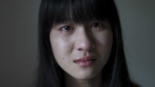电视剧:偏不离婚上传者:流年的一切只为你时 间:2019-06-19小女孩洗澡