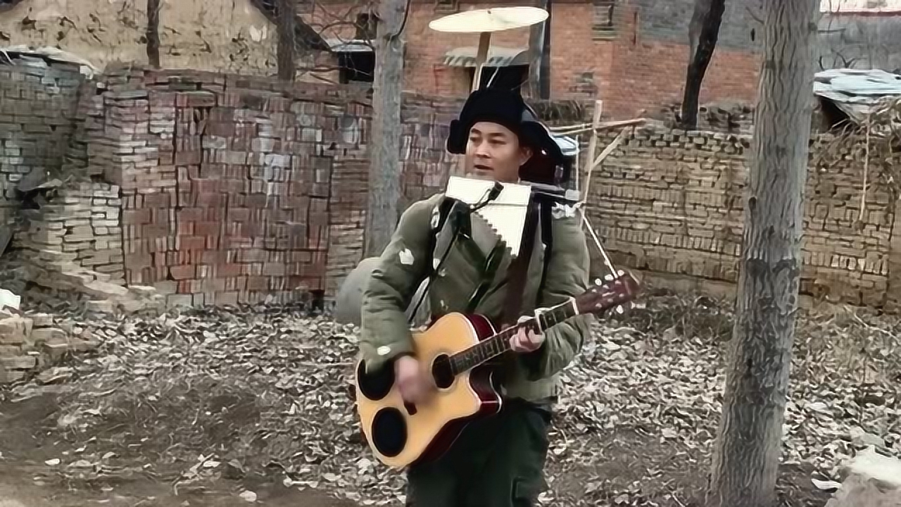 农村牛人,一个人撑起一个乐队,这唱功也没得说