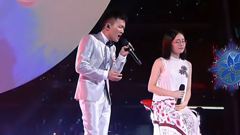 真正的开口跪,周深郭沁深情演绎《大鱼》,这才是被天使吻过的嗓子