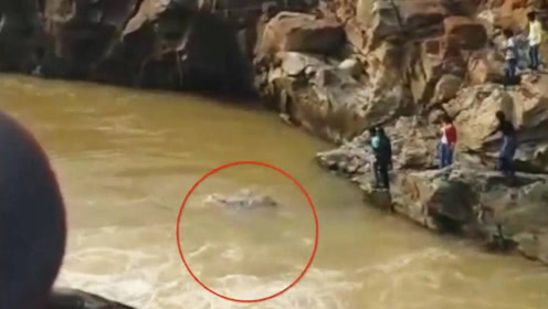 印度一学生因自拍跌入峡谷后淹死,印度成自拍死亡重灾区
