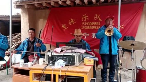 唢呐,板胡,电子琴合奏曲牌《大出殡》,演奏配合默契,悦耳动听