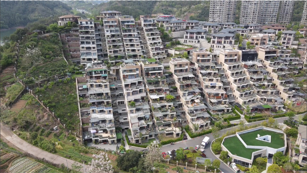 浙江丽水的梯形建筑,每家都有一个大露台,这设计师太牛了