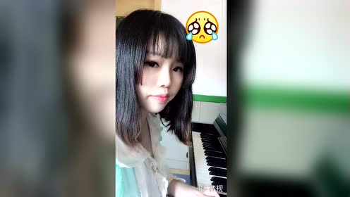罗曼莎内衣_内衣美女