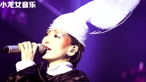 简谱小龙女_刘亦菲小龙女(3)