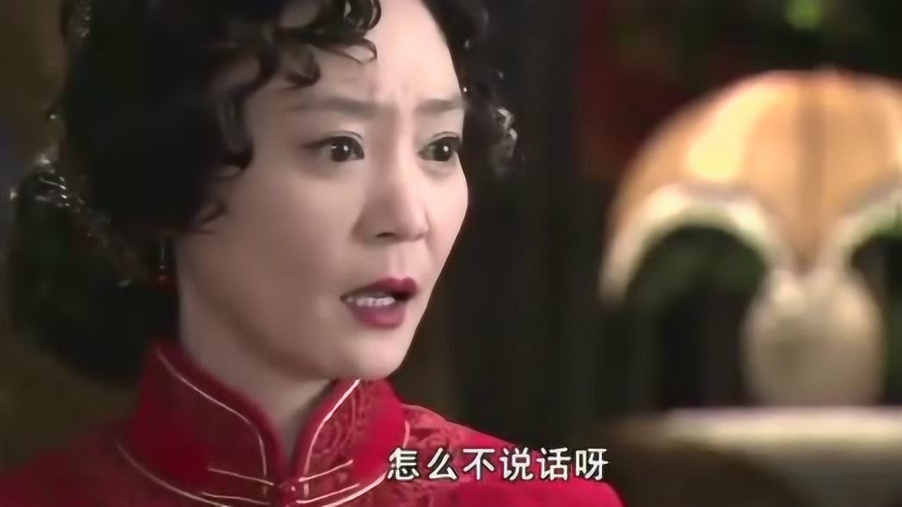 钻石豪门:雪儿乖巧可爱,奶奶一看就喜欢,为她破了饭桌的规矩
