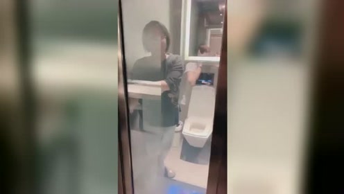 台湾游客惊叹大陆厕所黑科技  网友：别把门玩坏