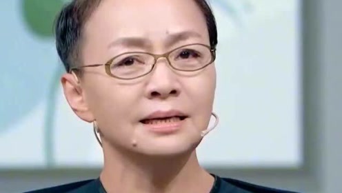 60岁的宋丹丹公开发声退圈,却接连参加三个综艺,网友直呼:看不懂