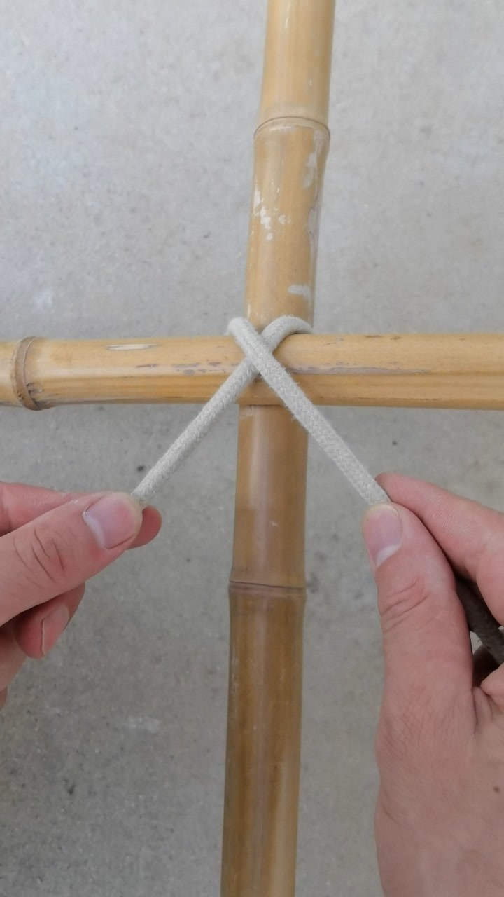 十字交叉物体捆绑方法